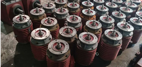 新一批輥道電機(jī)加班生產(chǎn)中