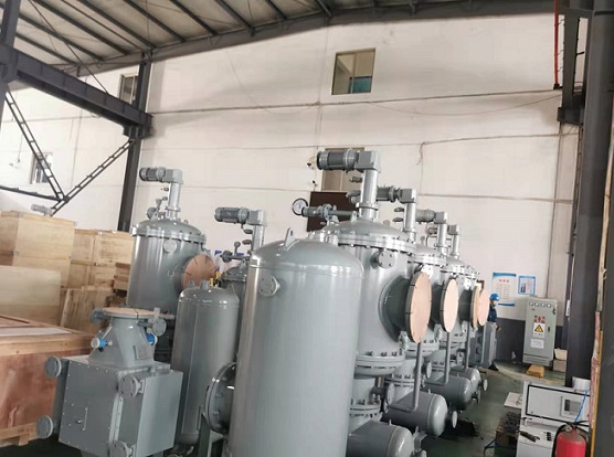 船舶上用的船用減速電機(jī).jpg