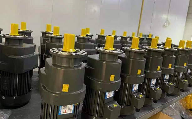 風(fēng)扇電機批量備貨.jpg