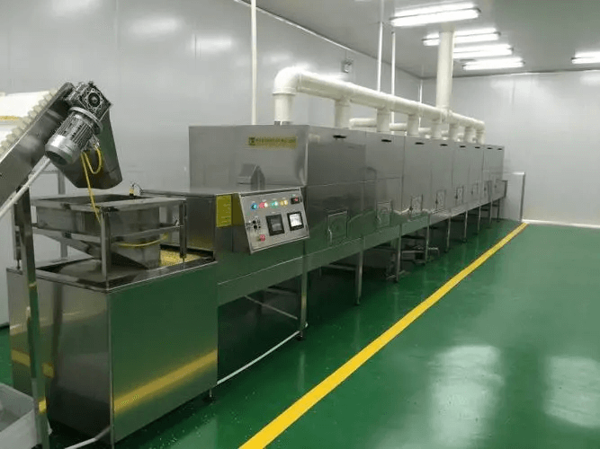 烘烤設(shè)備上使用NMRV蝸輪蝸桿減速機.png
